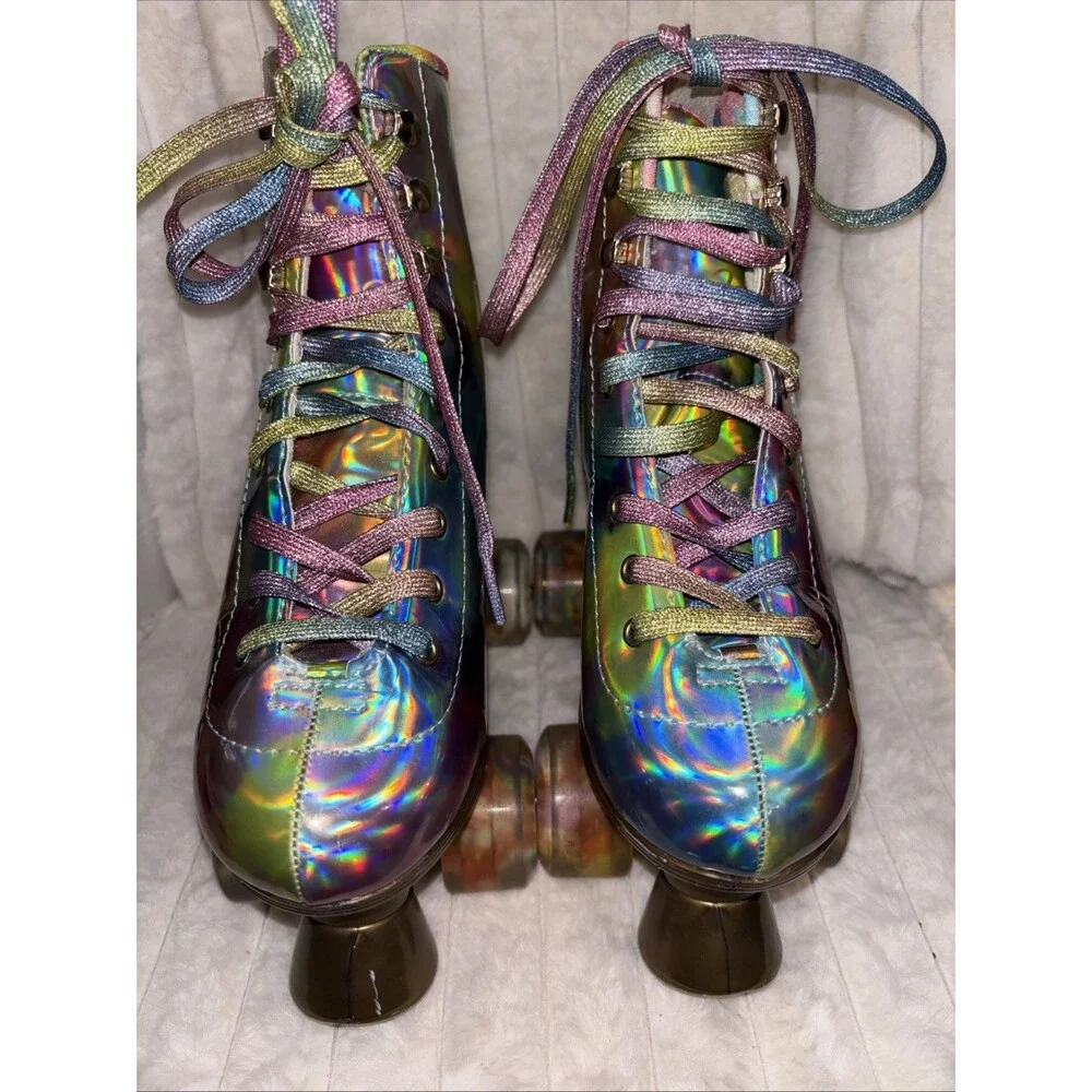 JajaHoho Holographic Roller Skates Quad Wheels Champagne Gold Youth Kids Size 4